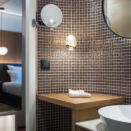 Le Pelican Hotel Annecy