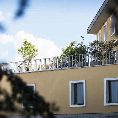 Le Pelican Hotel 4*