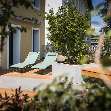 Le Pelican 4* Annecy