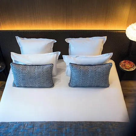 Le Pelican Hotel