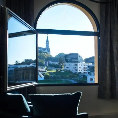 Le Pelican Hotel 4*