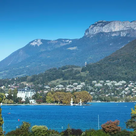Le Pelican Hotel 4*