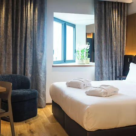 Le Pelican Hotel 4*